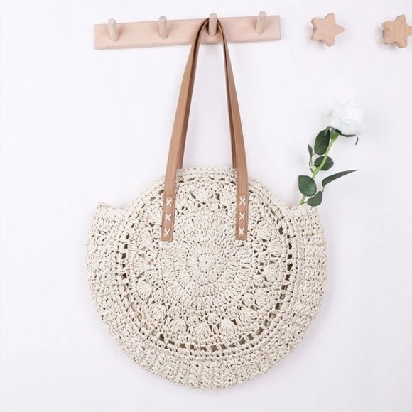 MODA ME COUTURE Handbags - Straw Circle Bag